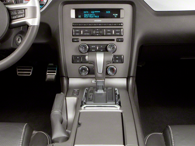 2011 Ford Mustang V6