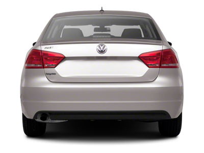 2013 Volkswagen Passat SE w/Sunroof