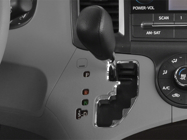 2014 Toyota Sienna XLE AAS