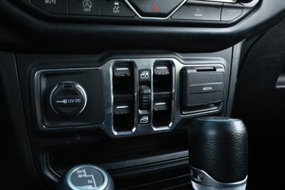 2023 Jeep Wrangler 4-Door Sport S 4x4