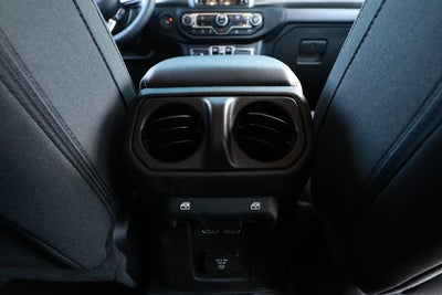 2023 Jeep Wrangler 4-Door Sahara 4x4