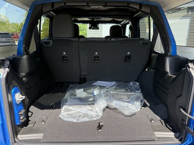 2025 Jeep Wrangler WRANGLER 4-DOOR SAHARA