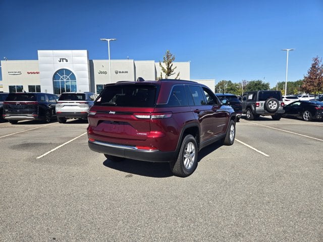 2025 Jeep Grand Cherokee GRAND CHEROKEE LAREDO X 4X2