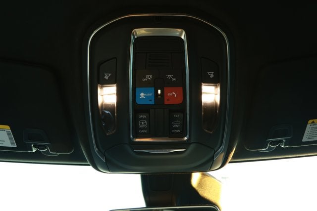 2025 Jeep Grand Cherokee GRAND CHEROKEE LAREDO X 4X2