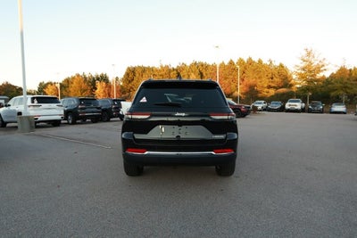 2025 Jeep Grand Cherokee GRAND CHEROKEE LAREDO X 4X2