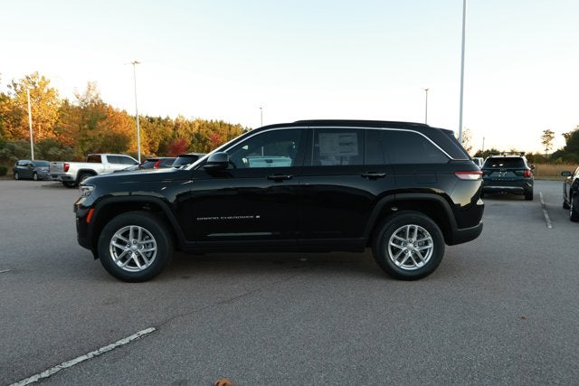 2025 Jeep Grand Cherokee GRAND CHEROKEE LAREDO X 4X2
