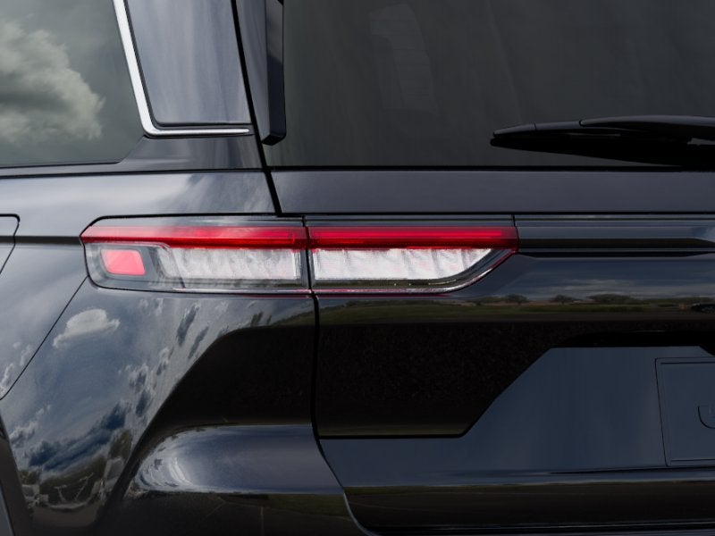 2025 Jeep Grand Cherokee GRAND CHEROKEE LAREDO X 4X2