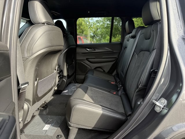 2025 Jeep Grand Cherokee GRAND CHEROKEE ALTITUDE 4X2