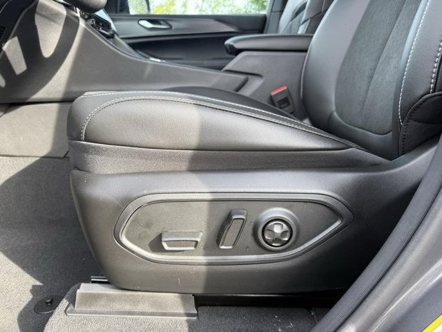 2025 Jeep Grand Cherokee GRAND CHEROKEE ALTITUDE 4X2