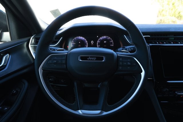 2025 Jeep Grand Cherokee GRAND CHEROKEE LAREDO X 4X2