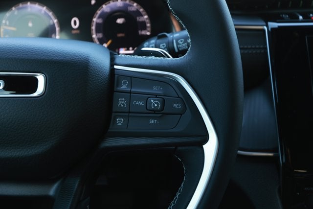 2025 Jeep Grand Cherokee GRAND CHEROKEE LAREDO X 4X2