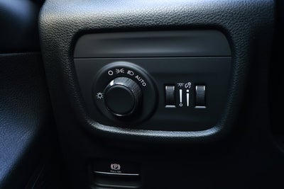 2025 Jeep Grand Cherokee GRAND CHEROKEE LAREDO X 4X2