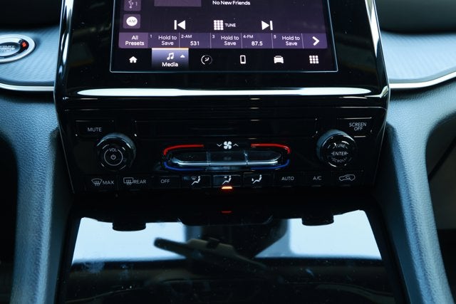 2025 Jeep Grand Cherokee GRAND CHEROKEE LAREDO X 4X2