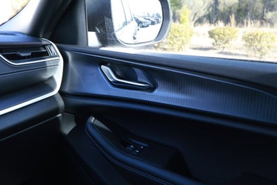 2025 Jeep Grand Cherokee GRAND CHEROKEE LAREDO X 4X2