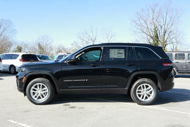 2025 Jeep Grand Cherokee GRAND CHEROKEE LAREDO X 4X2