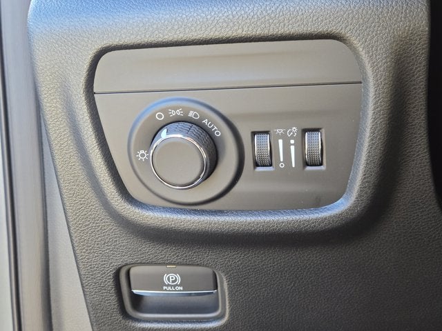 2025 Jeep Grand Cherokee GRAND CHEROKEE LAREDO X 4X2