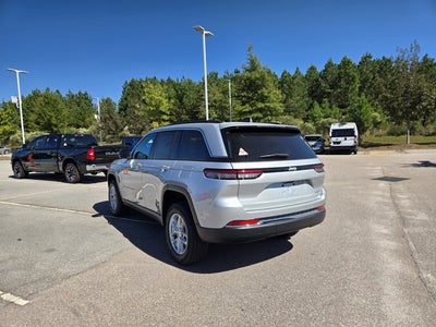 2025 Jeep Grand Cherokee GRAND CHEROKEE LAREDO X 4X2