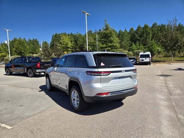 2025 Jeep Grand Cherokee GRAND CHEROKEE LAREDO X 4X2