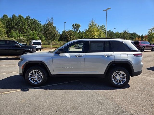 2025 Jeep Grand Cherokee GRAND CHEROKEE LAREDO X 4X2
