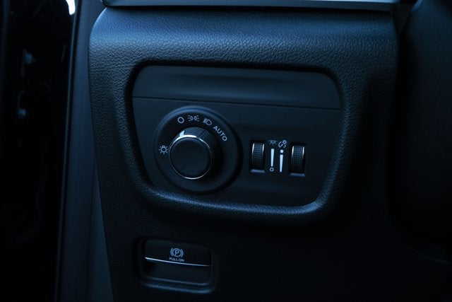 2025 Jeep Grand Cherokee GRAND CHEROKEE LAREDO X 4X2