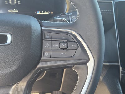 2025 Jeep Grand Cherokee GRAND CHEROKEE LAREDO X 4X2