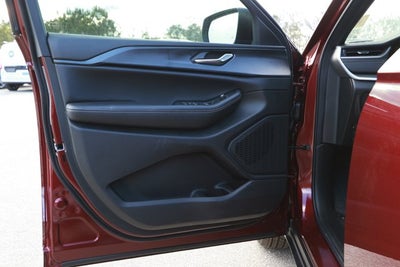 2025 Jeep Grand Cherokee GRAND CHEROKEE LAREDO X 4X2