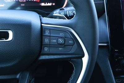 2025 Jeep Grand Cherokee GRAND CHEROKEE LAREDO X 4X2