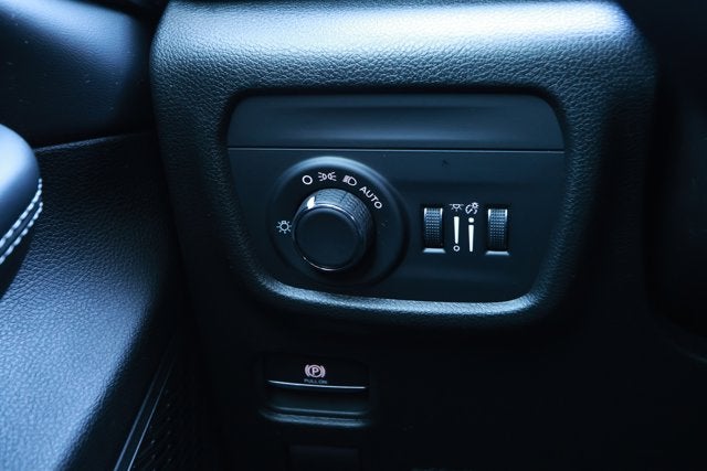 2025 Jeep Grand Cherokee GRAND CHEROKEE LAREDO X 4X2