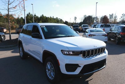 2025 Jeep Grand Cherokee GRAND CHEROKEE LAREDO X 4X2