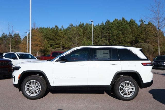 2025 Jeep Grand Cherokee GRAND CHEROKEE LAREDO X 4X2