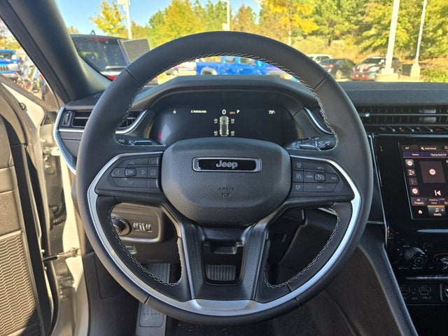 2025 Jeep Grand Cherokee GRAND CHEROKEE LAREDO X 4X2