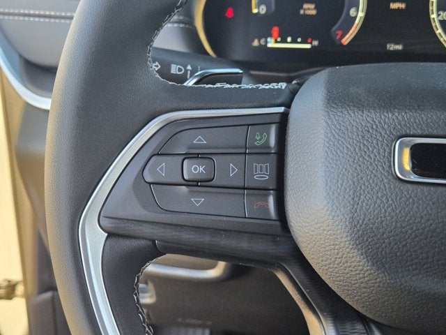 2025 Jeep Grand Cherokee GRAND CHEROKEE LAREDO X 4X2