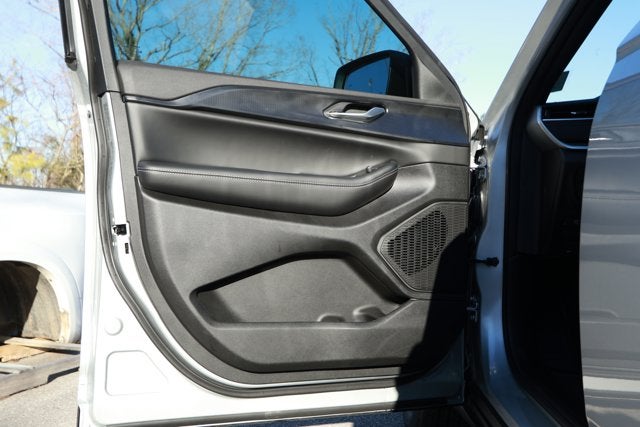 2025 Jeep Grand Cherokee GRAND CHEROKEE LAREDO X 4X2