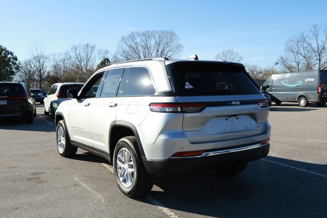 2025 Jeep Grand Cherokee GRAND CHEROKEE LAREDO X 4X2