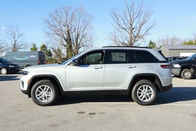 2025 Jeep Grand Cherokee GRAND CHEROKEE LAREDO X 4X2