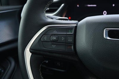 2025 Jeep Grand Cherokee GRAND CHEROKEE LAREDO X 4X2