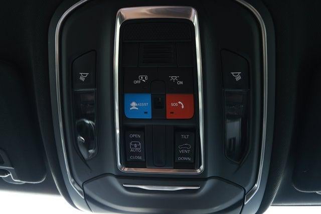2025 Jeep Grand Cherokee GRAND CHEROKEE LAREDO X 4X2