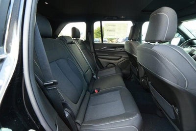 2025 Jeep Grand Cherokee GRAND CHEROKEE LAREDO X 4X2