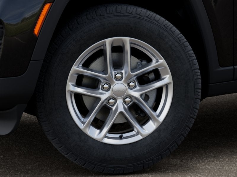 2025 Jeep Grand Cherokee GRAND CHEROKEE LAREDO X 4X2