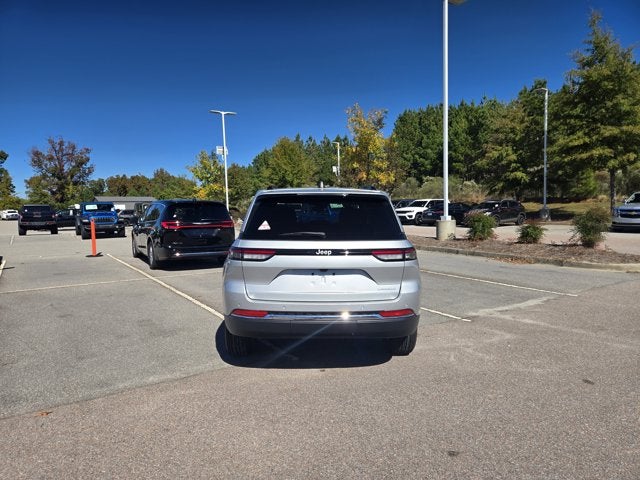 2025 Jeep Grand Cherokee GRAND CHEROKEE LAREDO X 4X2