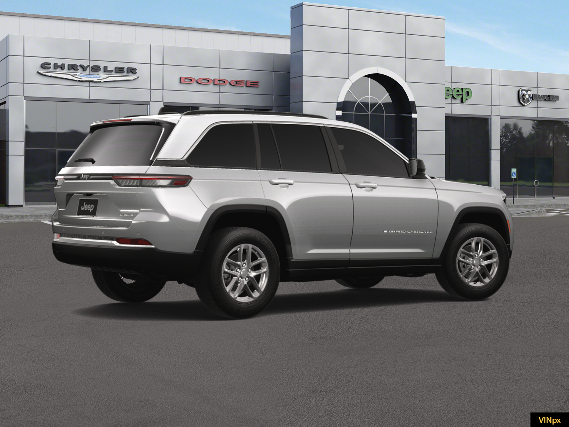 2025 Jeep Grand Cherokee GRAND CHEROKEE LAREDO X 4X2