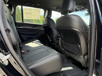 2025 Jeep Grand Cherokee GRAND CHEROKEE LIMITED 4X2