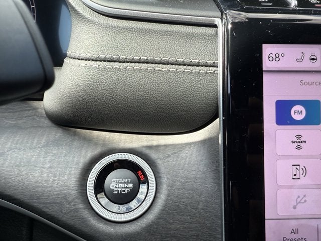 2025 Jeep Grand Cherokee GRAND CHEROKEE LIMITED 4X2