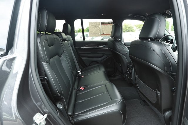 2024 Jeep Grand Cherokee Limited 4x2