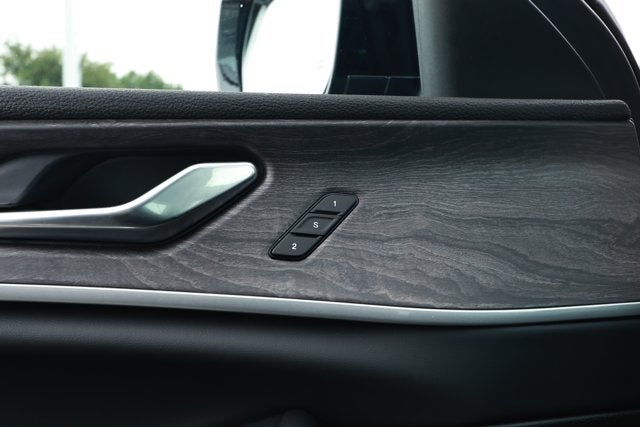 2025 Jeep Grand Cherokee Limited 4x2