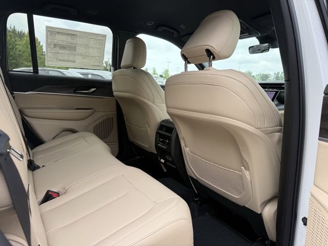 2025 Jeep Grand Cherokee GRAND CHEROKEE LIMITED 4X2