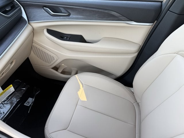 2025 Jeep Grand Cherokee GRAND CHEROKEE LIMITED 4X2