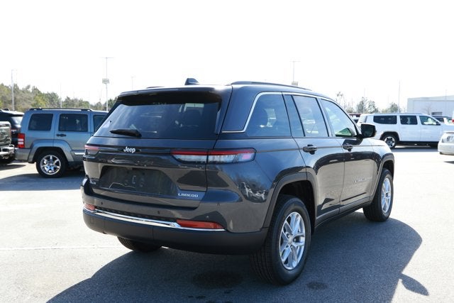 2025 Jeep Grand Cherokee GRAND CHEROKEE LAREDO X 4X4