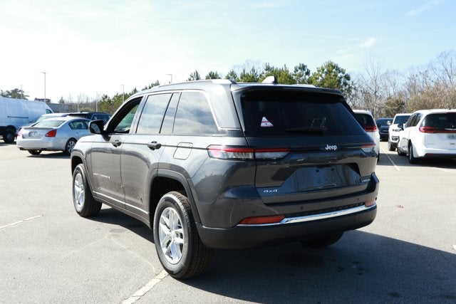 2025 Jeep Grand Cherokee GRAND CHEROKEE LAREDO X 4X4