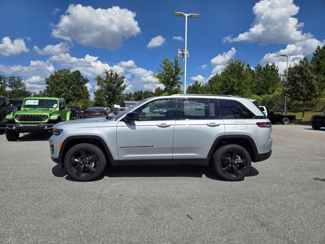 2025 Jeep Grand Cherokee GRAND CHEROKEE ALTITUDE X 4X4